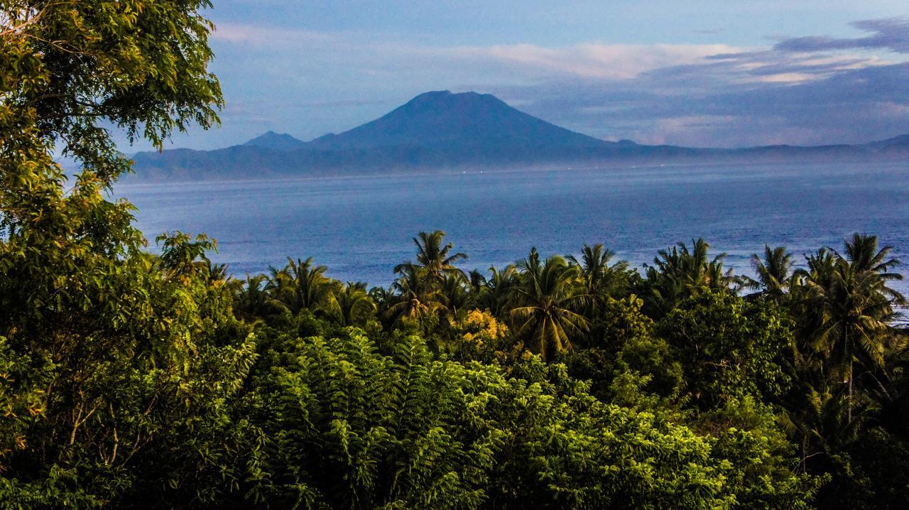 Hotel Denbencingah - Stylish Triangle Across The Beach Toyapakeh Exterior foto