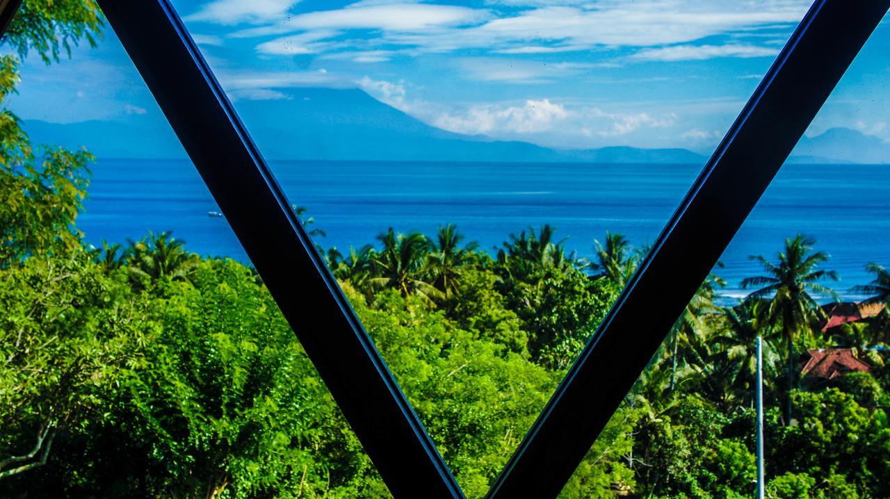 Hotel Denbencingah - Stylish Triangle Across The Beach Toyapakeh Exterior foto