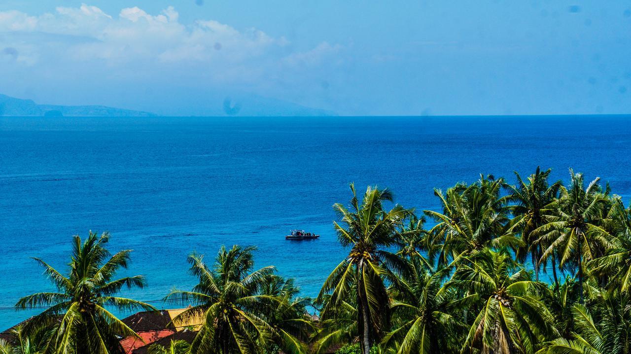 Hotel Denbencingah - Stylish Triangle Across The Beach Toyapakeh Exterior foto