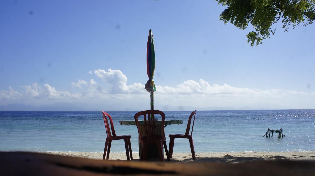 Hotel Denbencingah - Stylish Triangle Across The Beach Toyapakeh Exterior foto